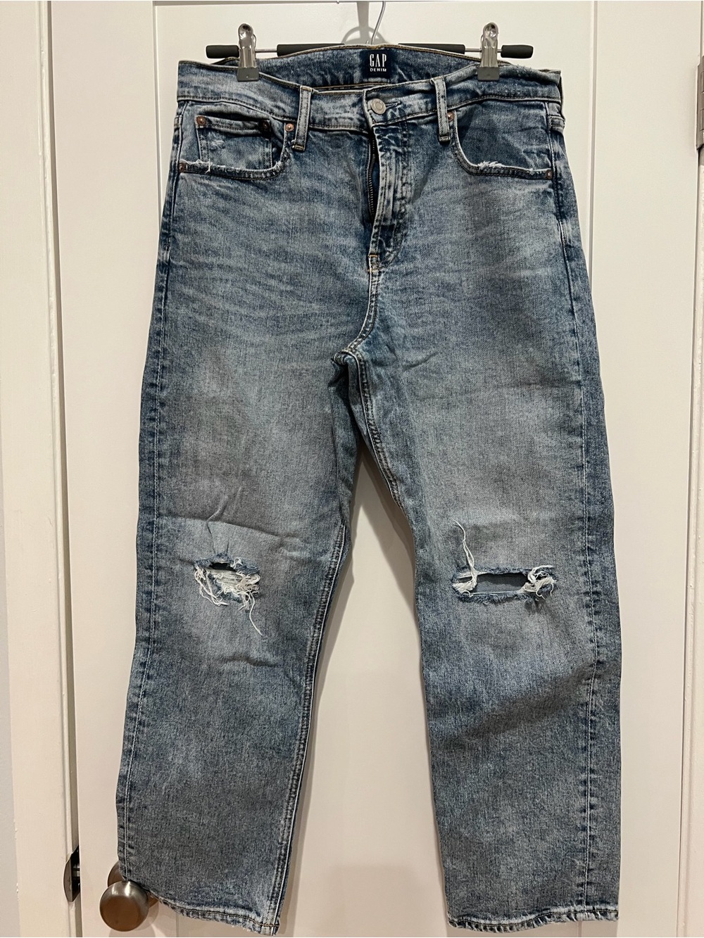 GAP Women’s Light Blue Distressed Ankle Jeans